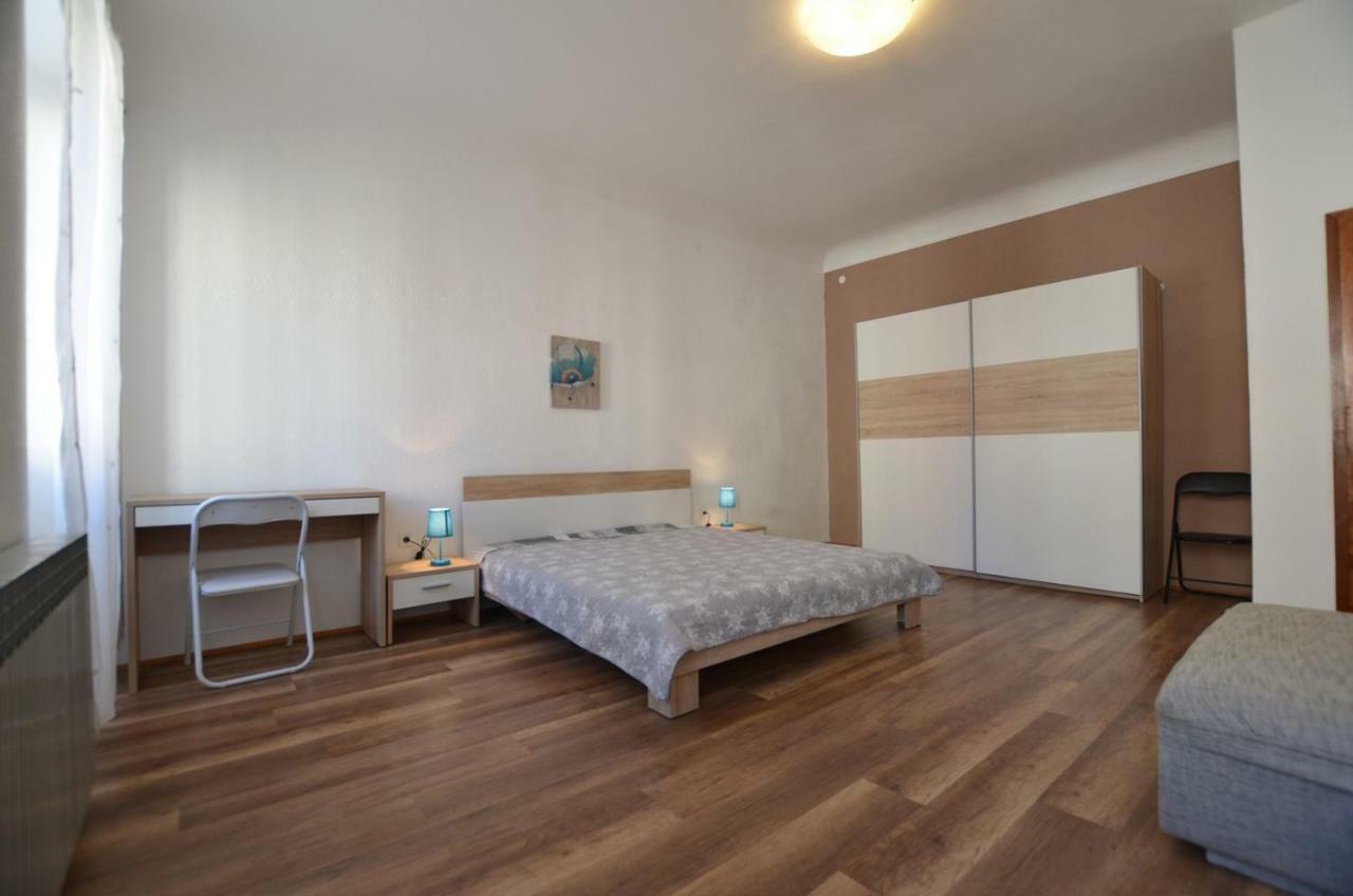 Yulia Apartments Rovinj Eksteriør bilde
